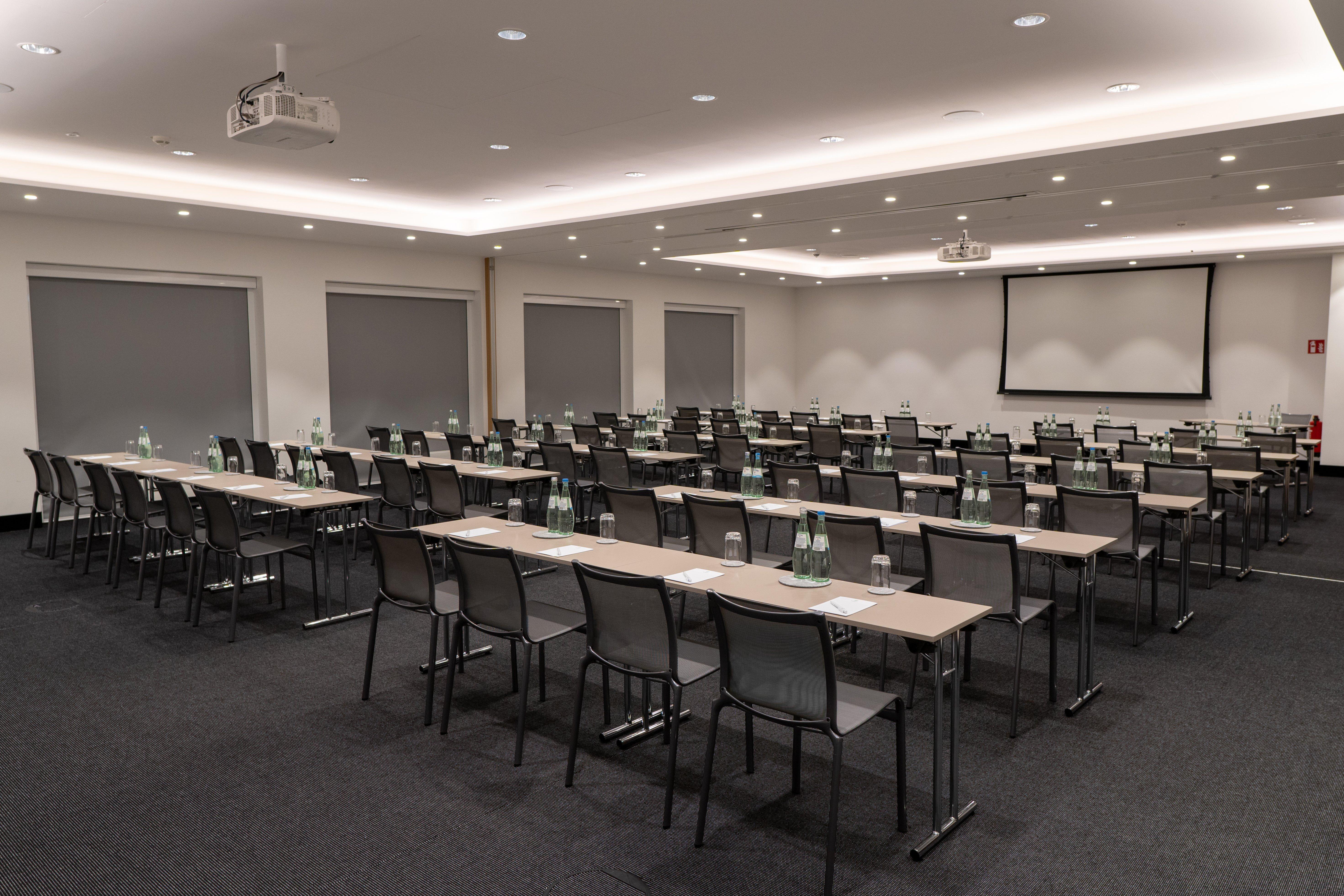 - Leuchtenbergring By Ihg 4* Munich