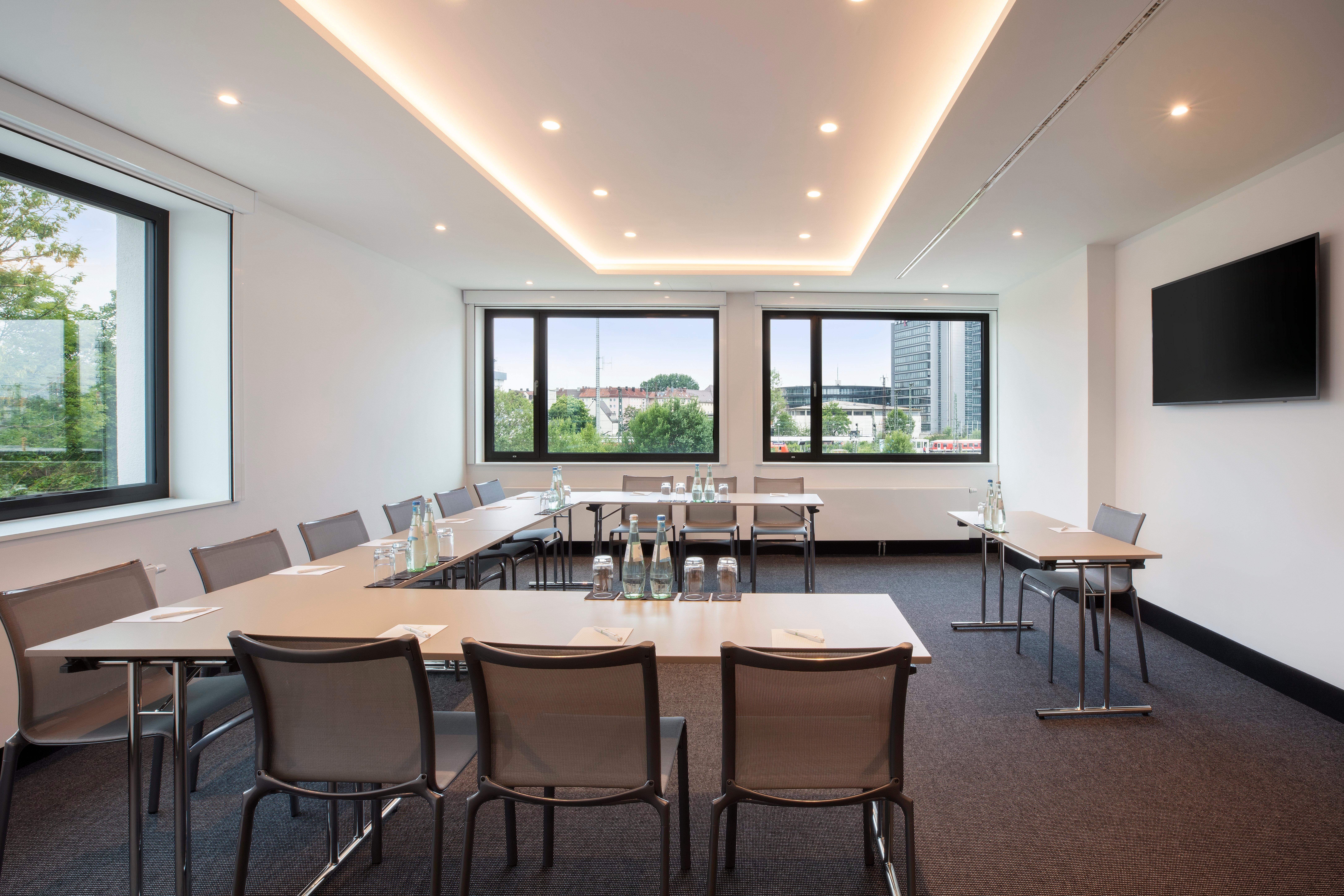 - Leuchtenbergring By Ihg Hotel Munich