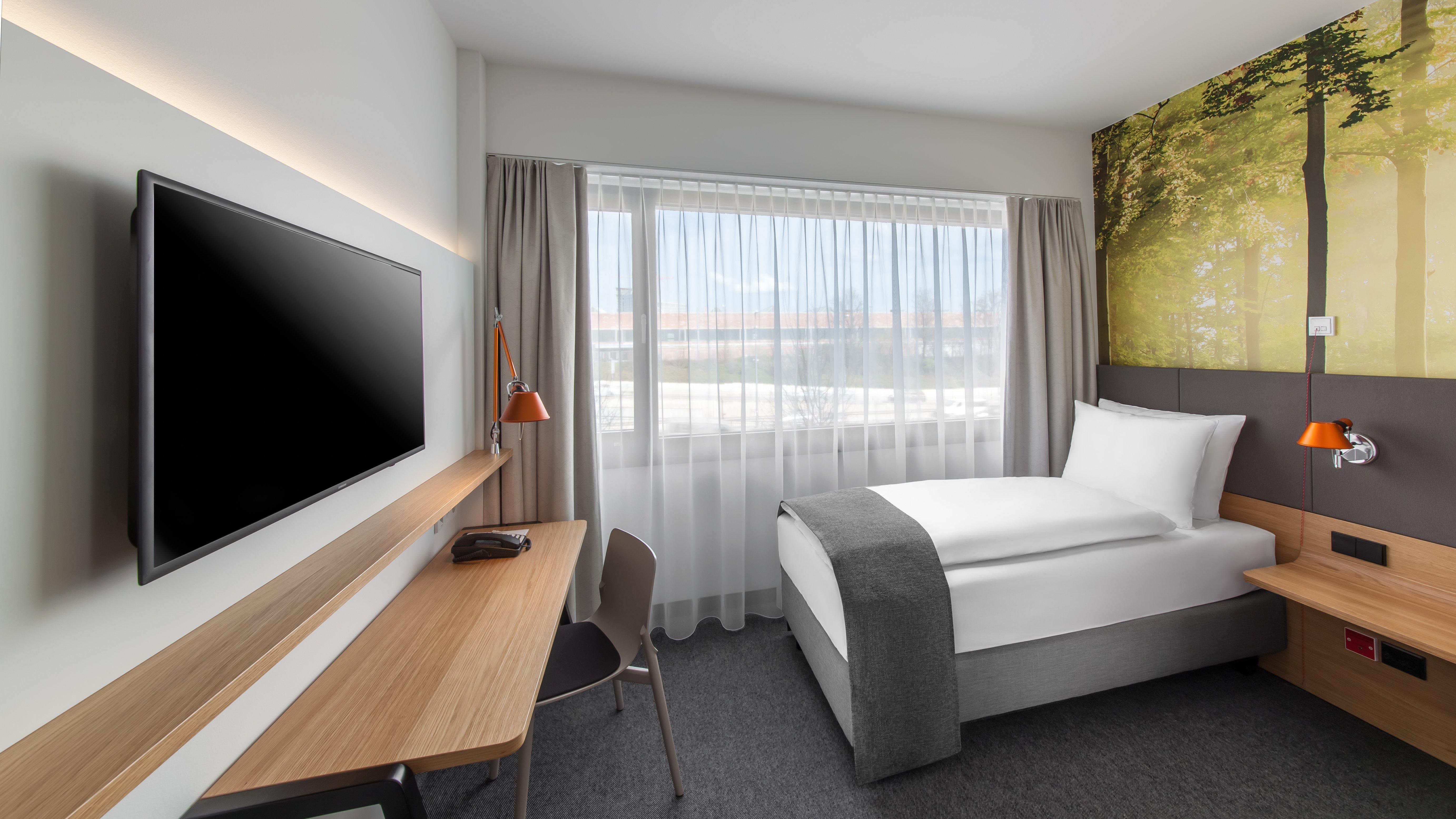 Hotel Holiday - Leuchtenbergring By Ihg München