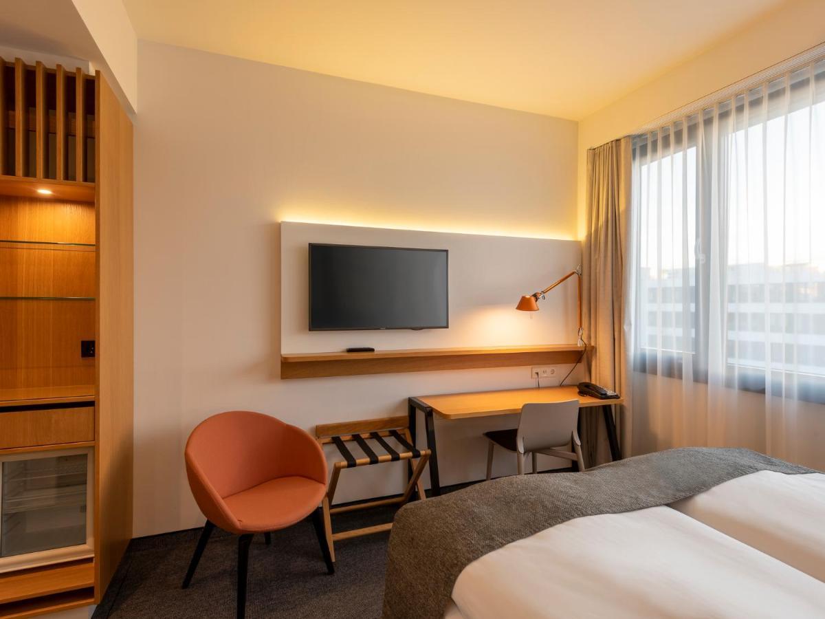 Hotel Holiday - Leuchtenbergring By Ihg München
